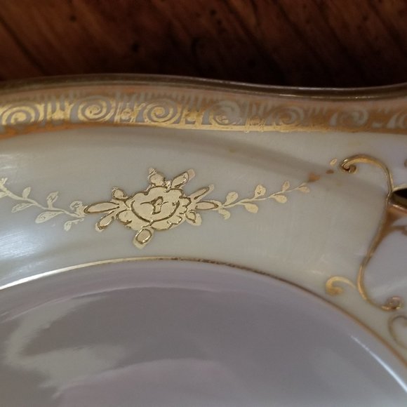 Nippon Hand Painted Dish Gold Encrusted Flowers & Scrolls - Picture 4 of 6
